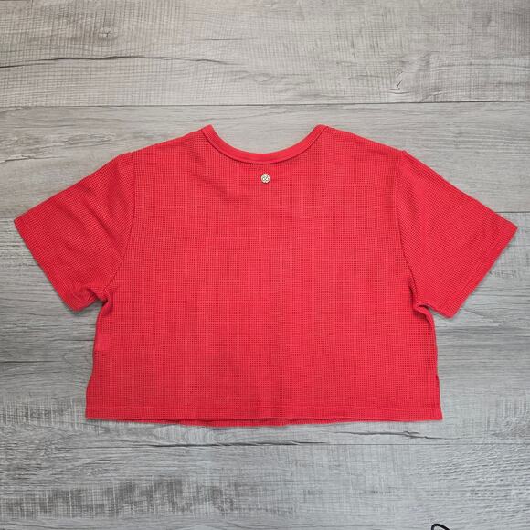 Zella Coral Pink Mesh Crop Active Top Womens M Short Sleeve Crew Neck Side Slit - Picture 3 of 5